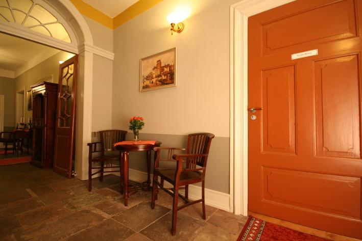 Hotel Denkmal 13 Wismar Bagian luar foto
